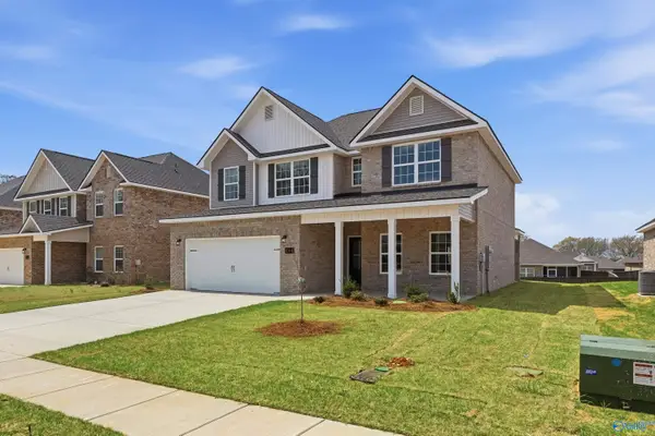 156 Rose Valley Drive, New Market, AL 35761