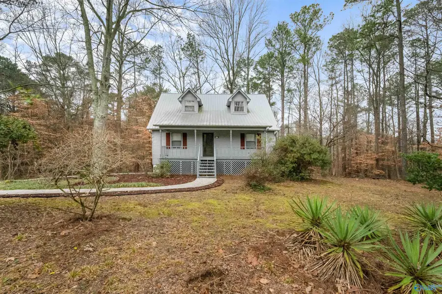 5615 Cherrywood Drive, Guntersville, AL 35976 - #3