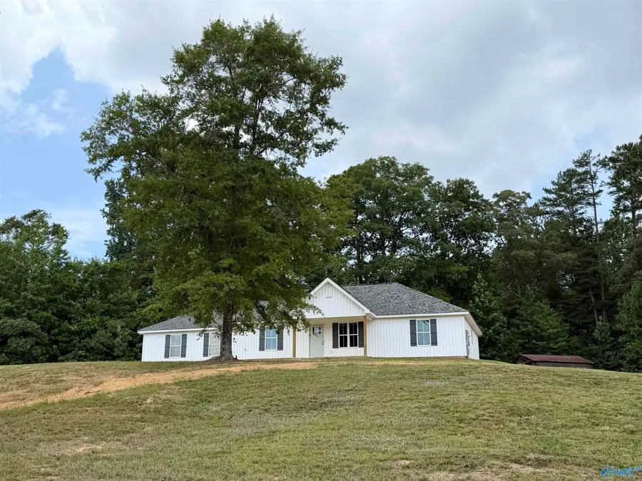 8540 Tabor Road, Gadsden, AL 35904 - #2