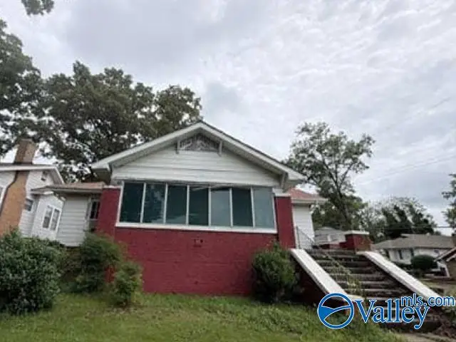 700 8th Terrace West, Birmingham, AL 35204 - #1