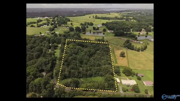 196 Rice Road, Guntersville, AL 35957