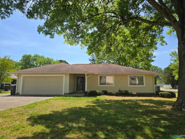 2000 Hackberry Green Se, Huntsville, AL 35803