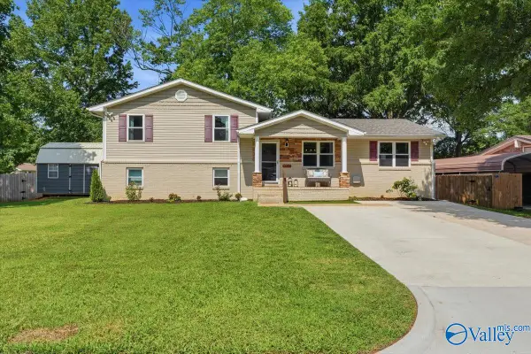 11028 Crestfield Drive Se, Huntsville, AL 35803
