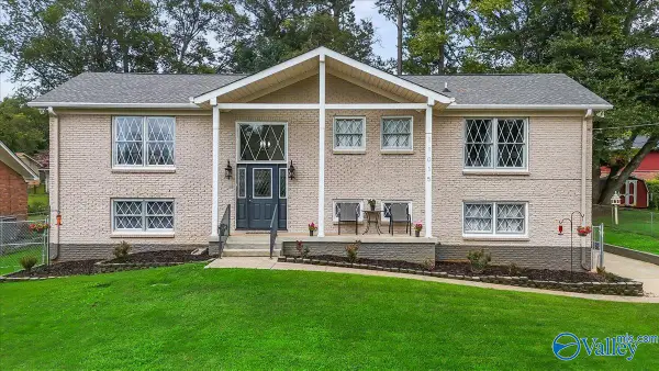 11015 Salmon Drive Se, Huntsville, AL 35803