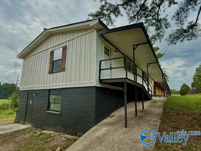 55 Bus Circle, Gadsden, AL 35901 - #2