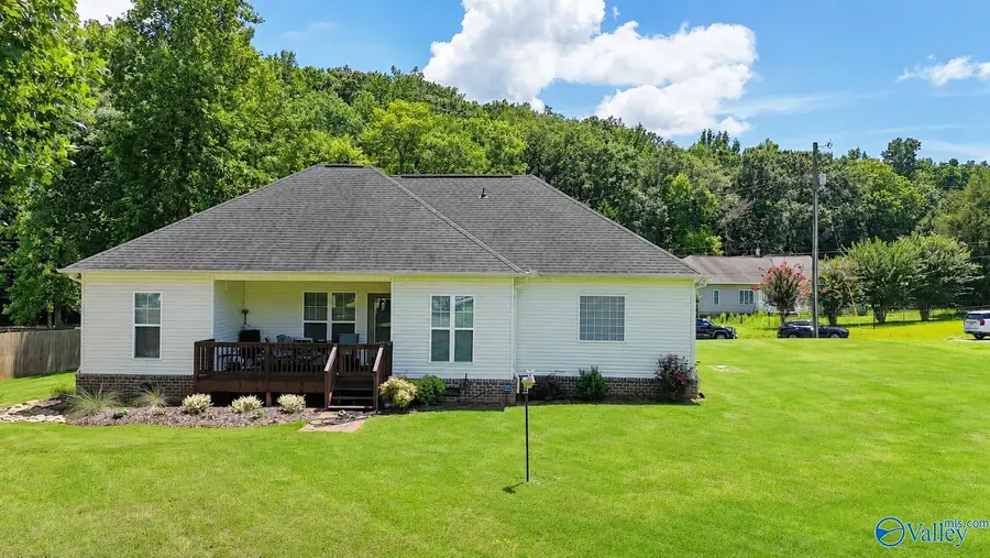 10 Deer Run Road, Guntersville, AL 35976 - #2