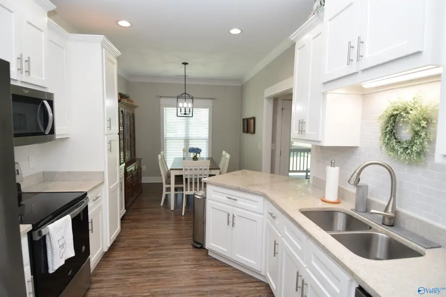 10 Deer Run Road, Guntersville, AL 35976 - #3