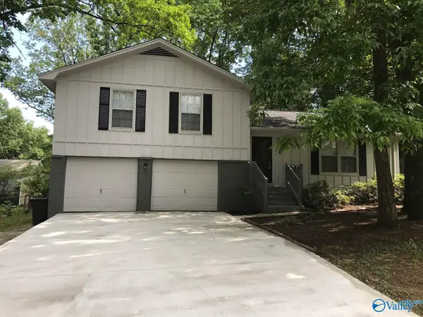 1008 Antietam Road, Huntsville, AL 35803