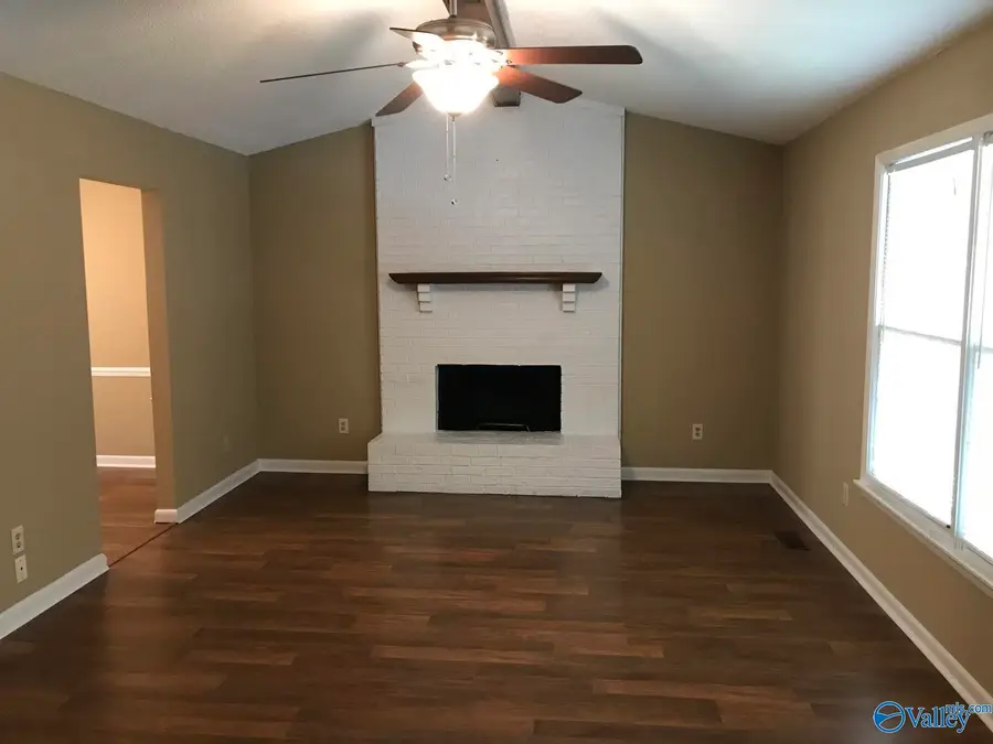 1008 Antietam Road, Huntsville, AL 35803 - #3