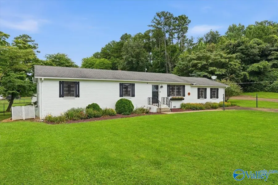 185 Clearvue Road, Huntsville, AL 35811 - #3