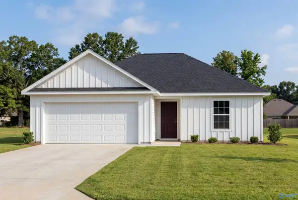 20124 Hillsborough Street, Athens, AL 35613