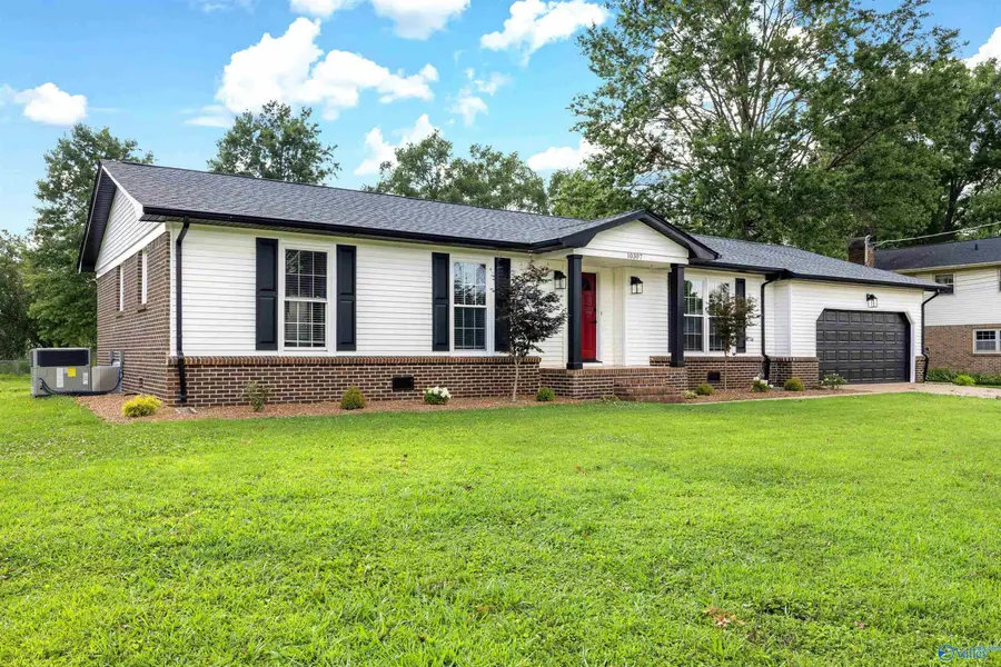 10307 Leicester Drive Sw, Huntsville, AL 35803 - #3