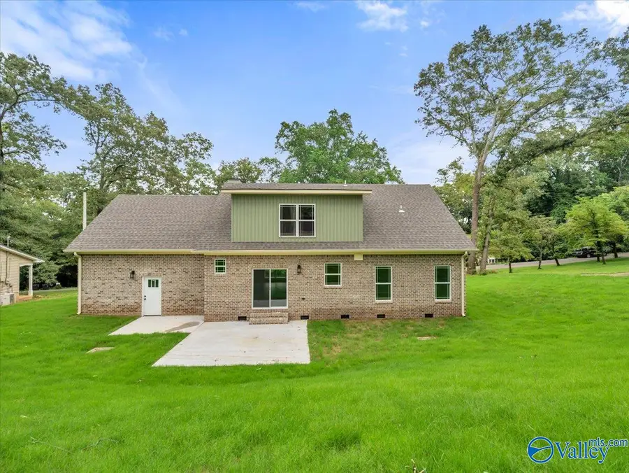 2108 Pell Street, Scottsboro, AL 35769 - #3