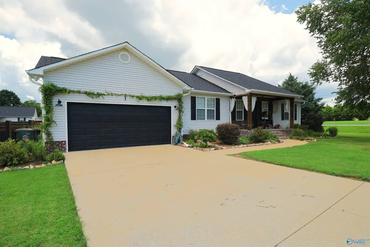 191 Richard Avenue, Scottsboro, AL 35769 - #1