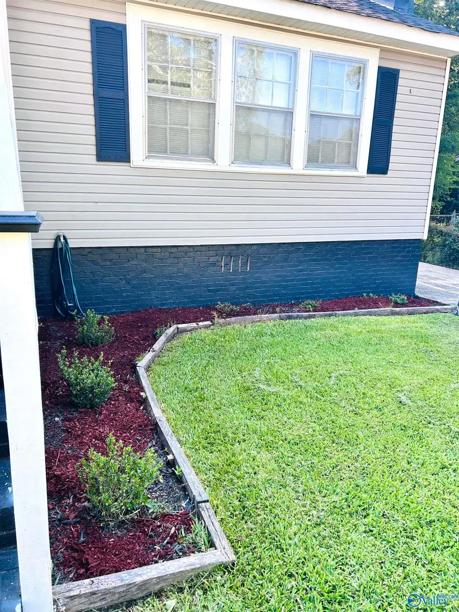 918 Newton Street, Gadsden, AL 35901 - #3