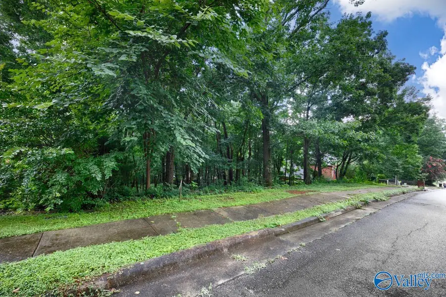 137 Kensington Drive, Madison, AL 35758 - #2