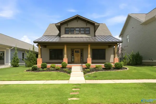 1602 Bridgedale Street Ne, Huntsville, AL 35811