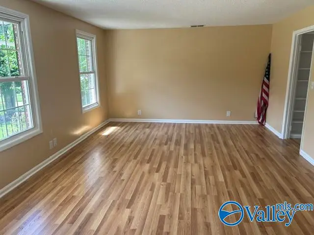 213 Spring Valley Court Sw, Huntsville, AL 35802 - #3