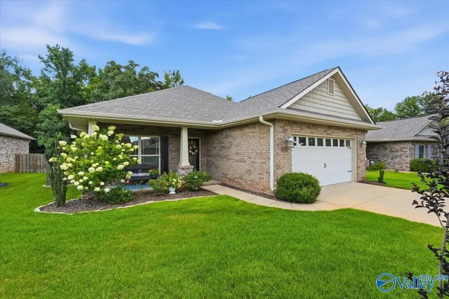 431 East Mossyleaf Drive Sw, Huntsville, AL 35824 - #2