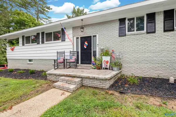 509 Shadylane Circle Sw, Hartselle, AL 35640