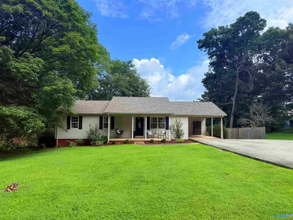 82 Fairhope Drive, Arab, AL 35016