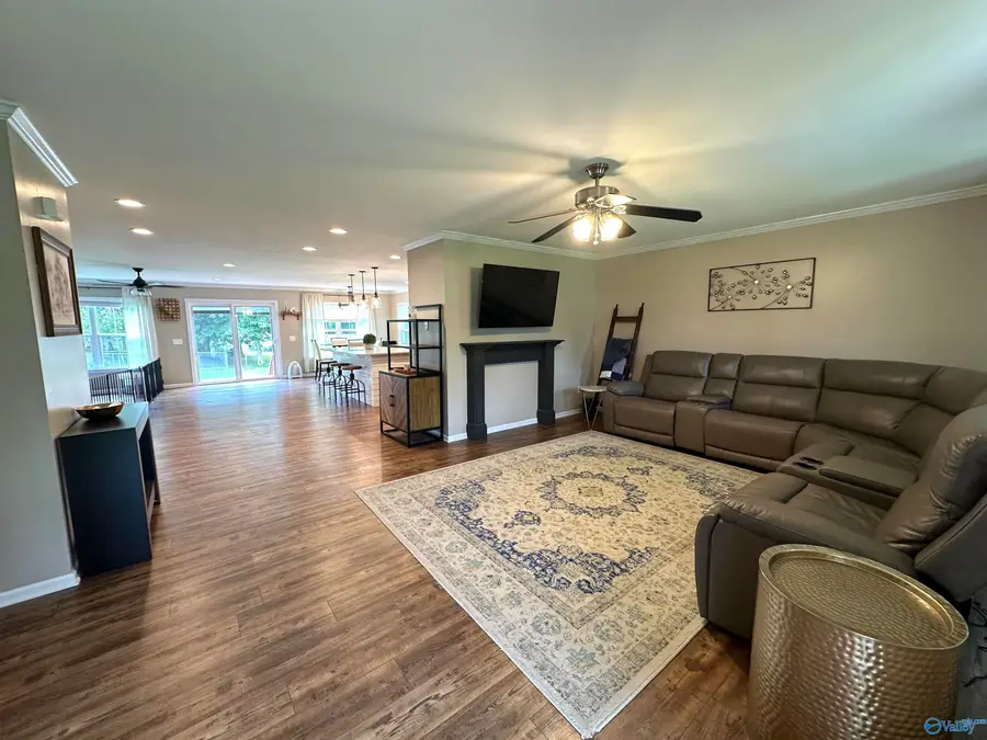 305 Sand Mountain Drive, Rainsville, AL 35986 - #2