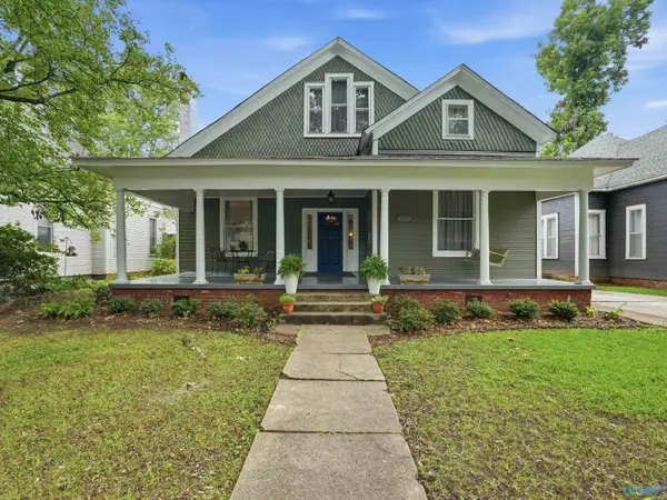 623 Johnston Street Se, Decatur, AL 35601