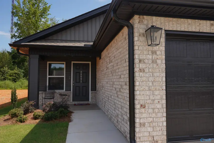 28091 Devvenshire Drive, Harvest, AL 35749 - #2
