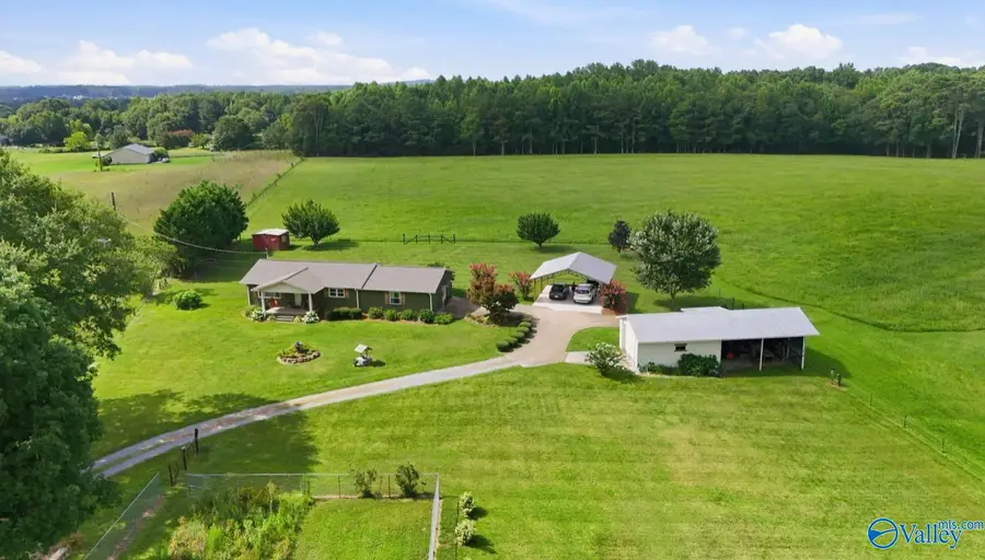 2940 Beulah Road, Boaz, AL 35957 - #2