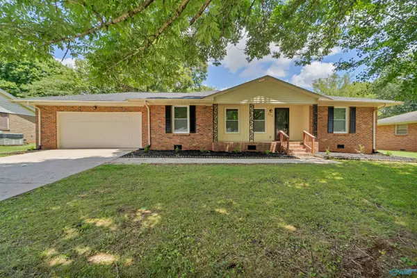 370 College Park Court Nw, Huntsville, AL 35805