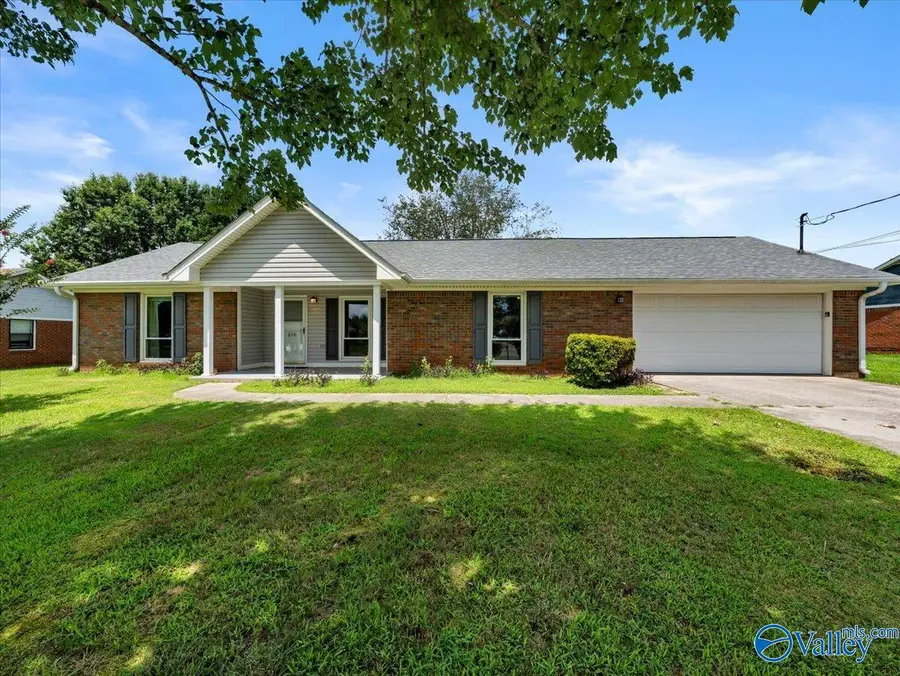 215 Saddle Rock Court, Harvest, AL 35749 - #2