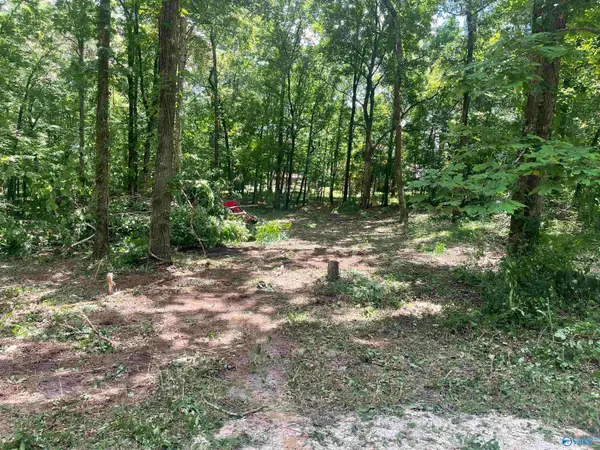 609 Cornelia Circle, Gadsden, AL 35901