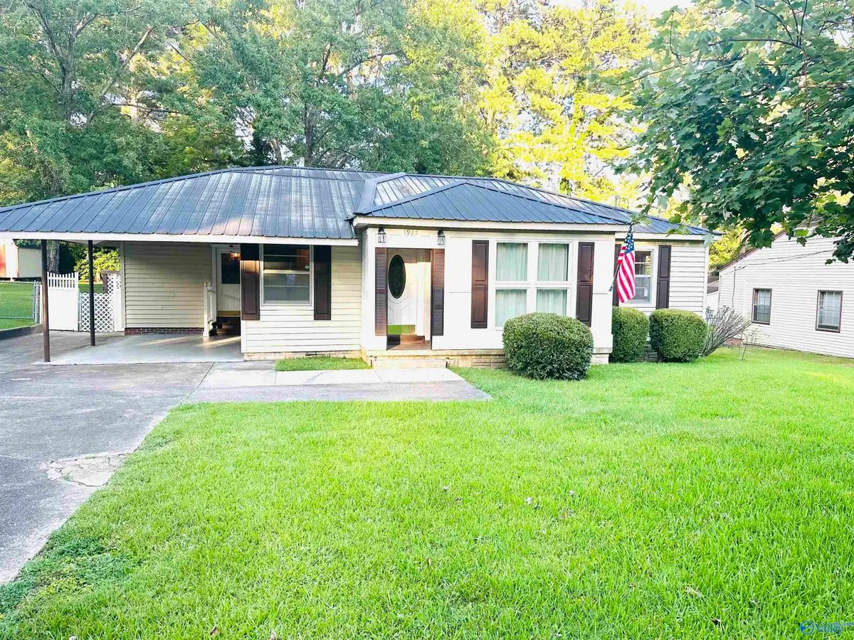 1925 Noccalula Road, Gadsden, AL 35904 - #1