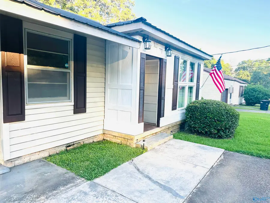 1925 Noccalula Road, Gadsden, AL 35904 - #3