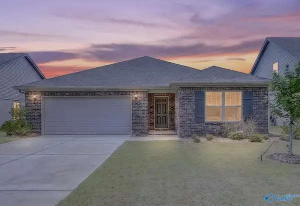 102 Waltrip Drive, Owens Cross Roads, AL 35763