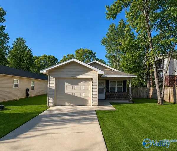 311 Meadow Street, Rainbow City, AL 35906