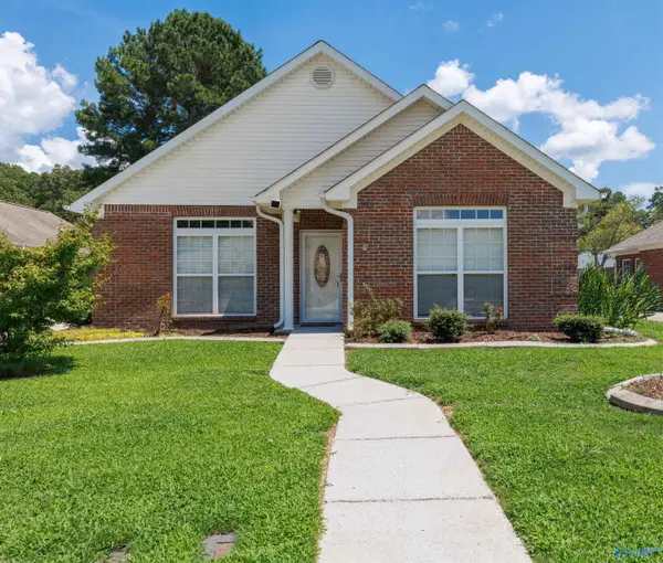 46 Grandwood Lane, Scottsboro, AL 35769