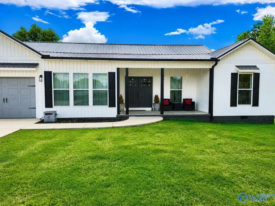 520 Cloverleaf Circle, Killen, AL 35645 - #2