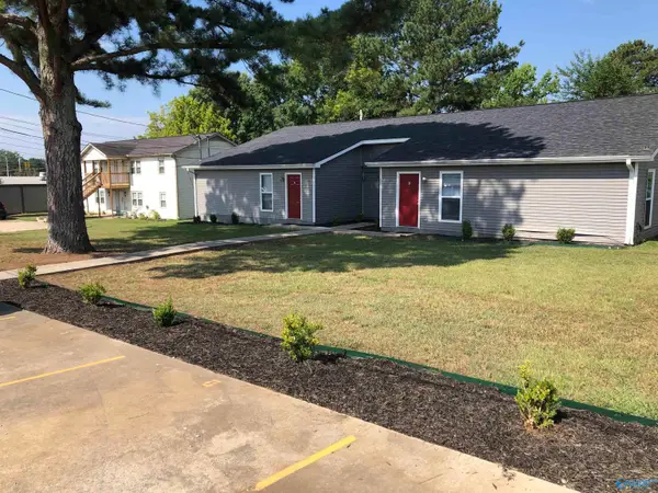 609 Adelle Street, Hartselle, AL 35640