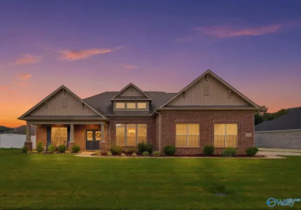 4506 Waverly Court Se, Owens Cross Roads, AL 35763