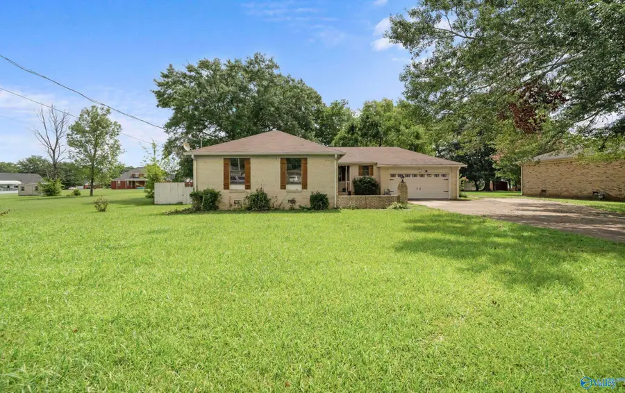 704 Hannah Avenue Se, Attalla, AL 35952 - #2