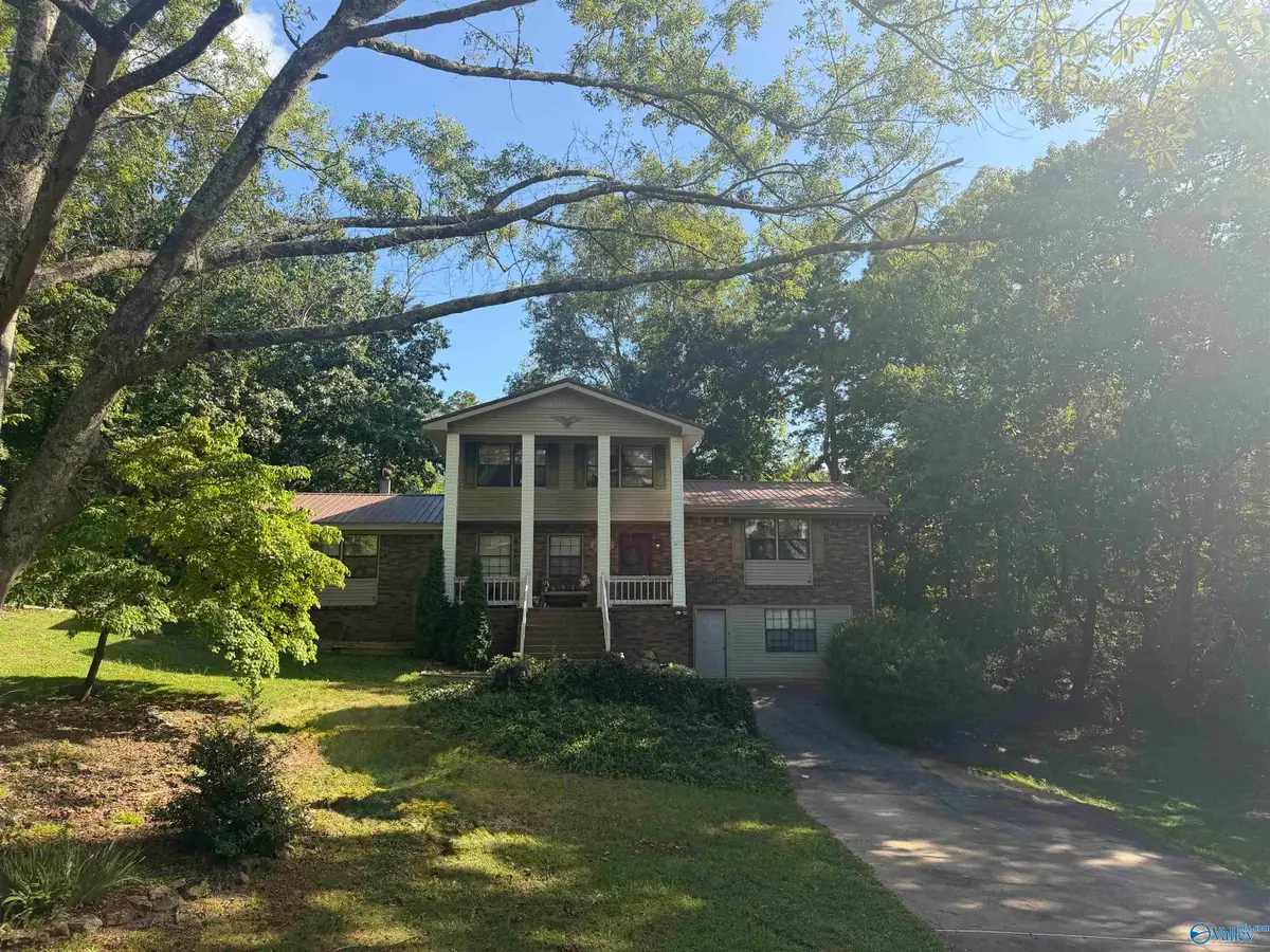 1536 Bellevue Drive, Gadsden, AL 35904 - #1