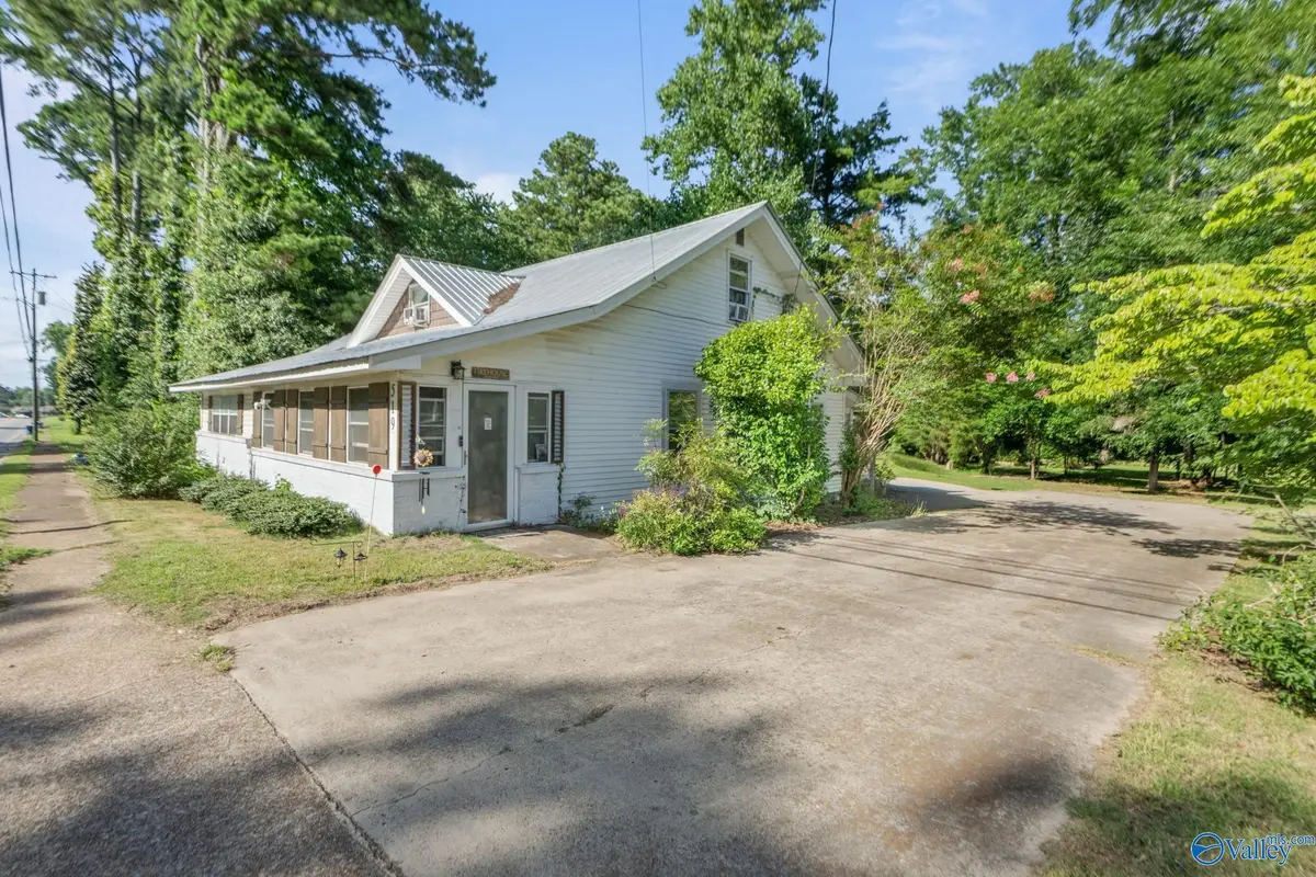 519 N Main Street, Boaz, AL 35957 - #1