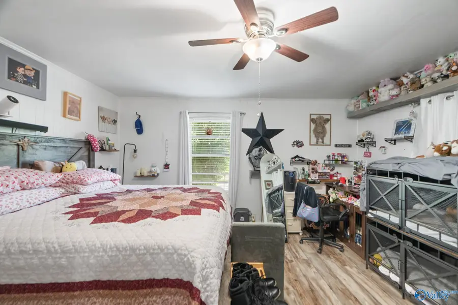 519 N Main Street, Boaz, AL 35957 - #2