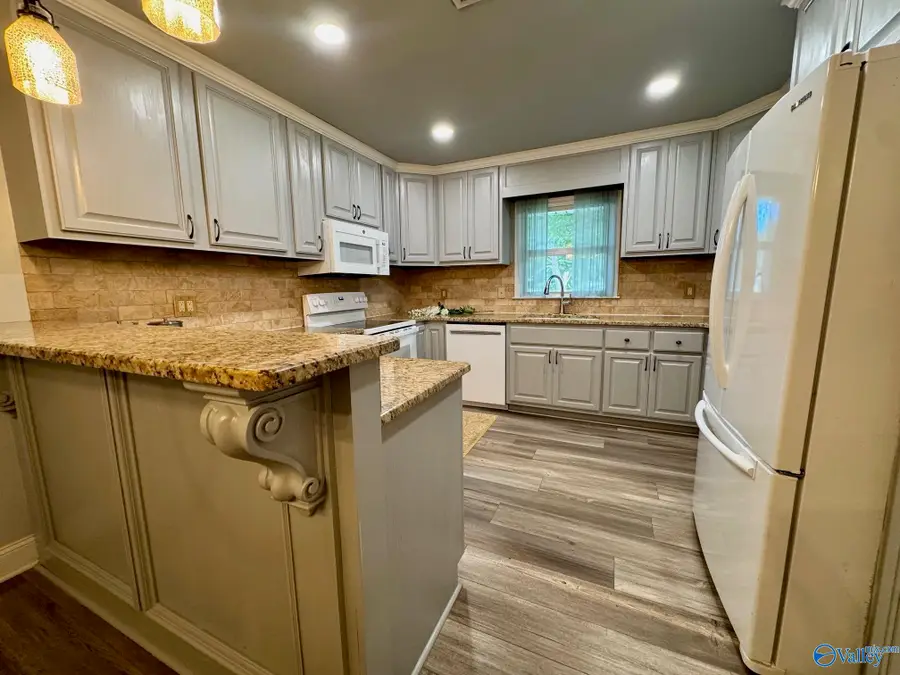 2909 Azalea Road Sw, Huntsville, AL 35805 - #3