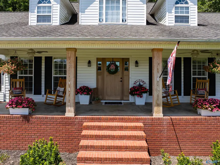 116 Woodhaven Drive, Attalla, AL 35954 - #2