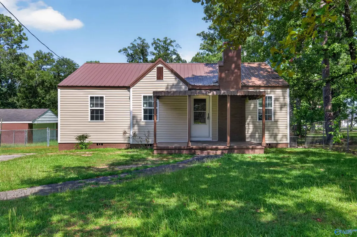 216 Nunnally Avenue, Gadsden, AL 35903 - #1