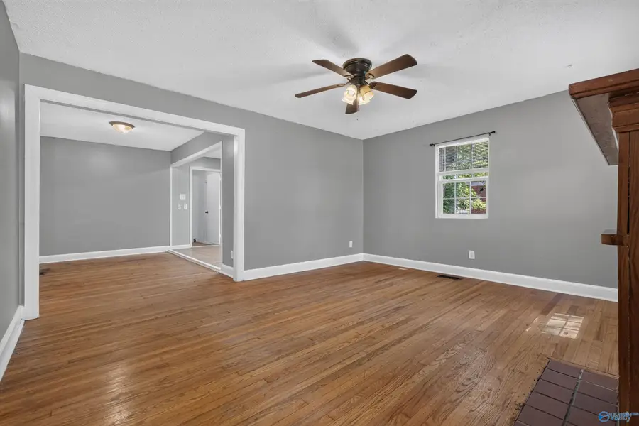 216 Nunnally Avenue, Gadsden, AL 35903 - #2
