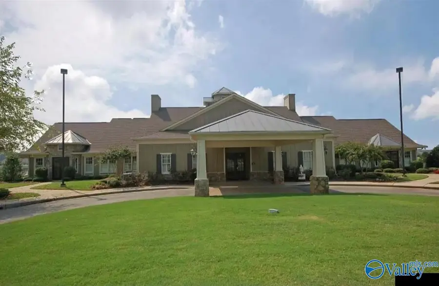 29 Elm Ridge Boulevard Sw, Huntsville, AL 35824 - #3