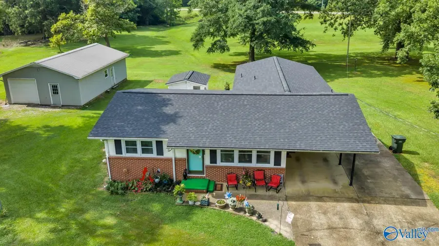 437 Anderson Street W, Scottsboro, AL 35768 - #2